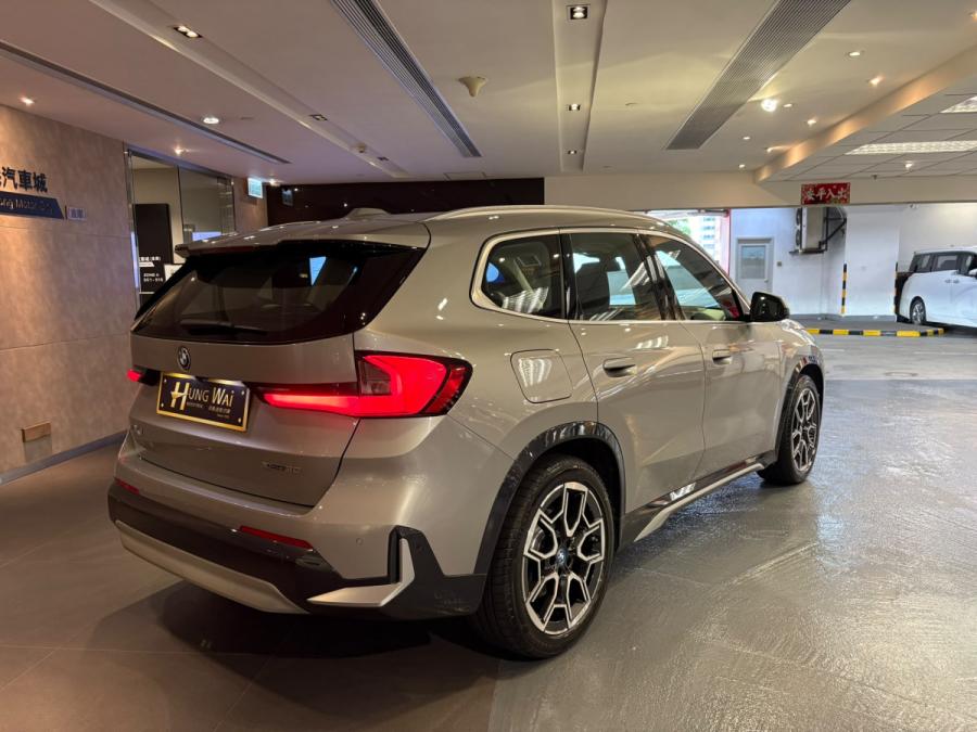 iX1 Xdrive30 M-Sport - Image 2